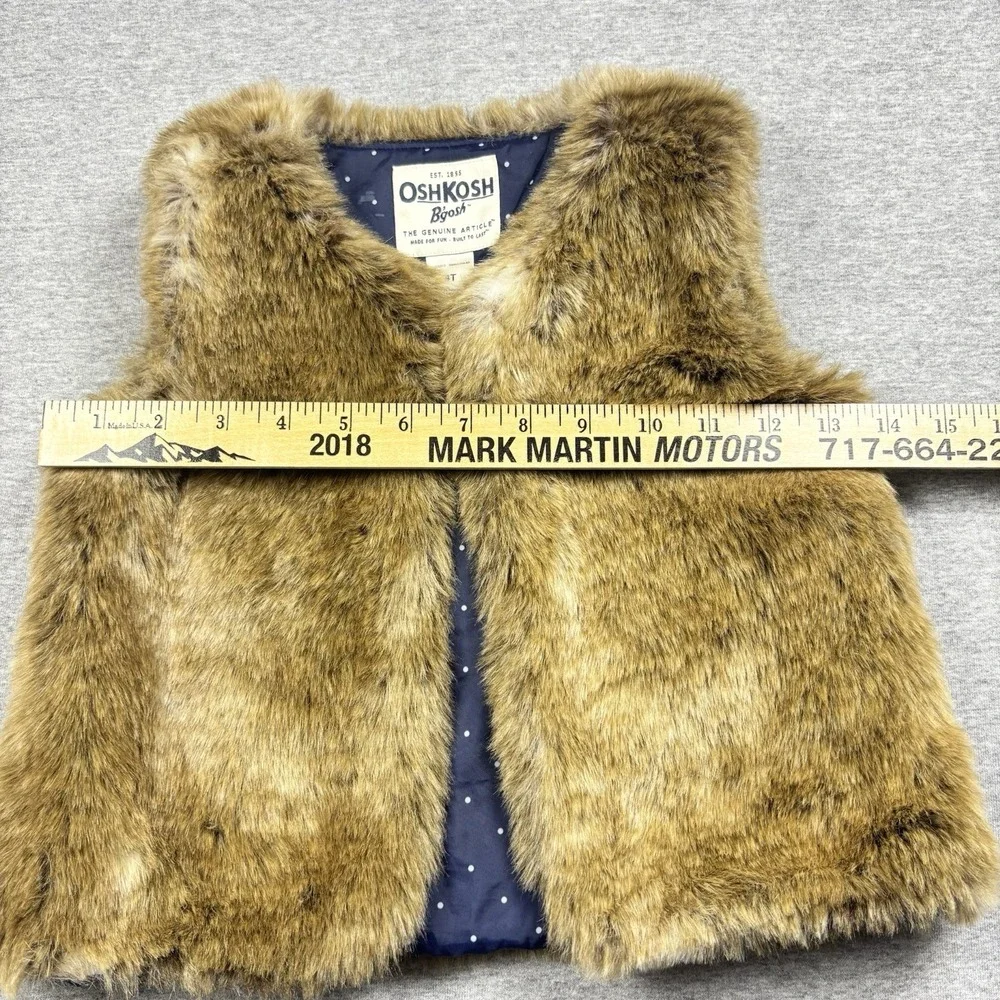 OshKosh B'gosh Girl's Shaggy Faux Fur Vest 4T Bougie Retro Toddler Washable